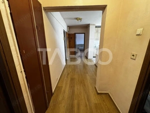 Apartament decomandat 3 camere 74 mpu 2 balcoane lift Terezian Sibiu - imagine 9