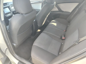 Vand Toyota Avensis - imagine 6