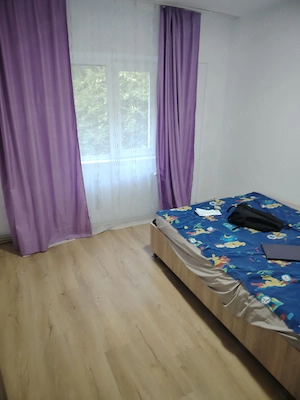 Apartament 3 camere decomandat - imagine 3