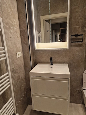 inchiriez ap 2 camere premium  Balcescu - imagine 8