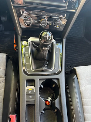 Vând Vw Passat B8 2014 - imagine 4