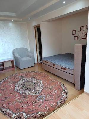 Inchiriez apartament 2 camere micro 20