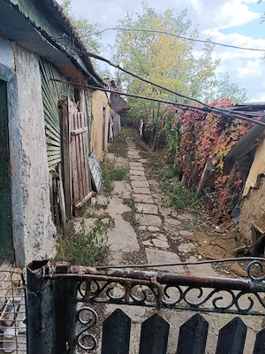 Vând casă bătrânească + teren generos 1575 mp | Malul Roșu, comuna Armășești, jud. Ialomița - imagine 8