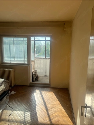 vand apartament urgent - imagine 3