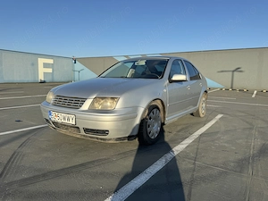 VW Bora 1.6 FSI (110 CP) | 2002 | Unic Proprietar RO | Investiții recente | Ofer fiscal