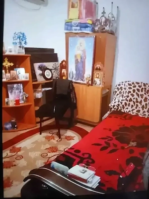  Proprietar,Al Uioara,vand apt 2 cam