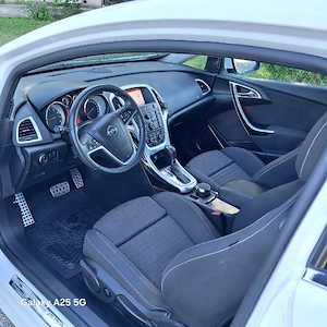 opel astra j gtc - imagine 4