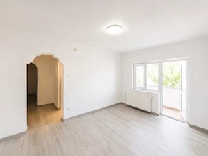 Apartament 3 camere parter - renovat compet - imagine 3