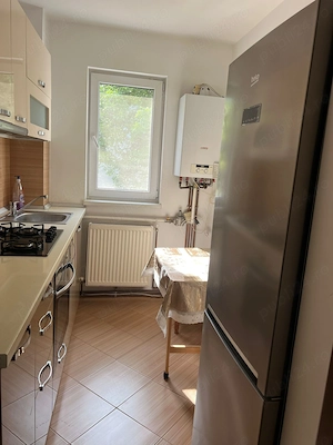 Închiriez apartament - imagine 6