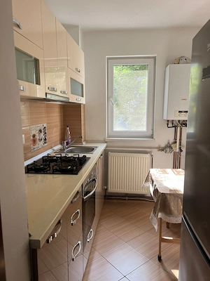Închiriez apartament - imagine 7