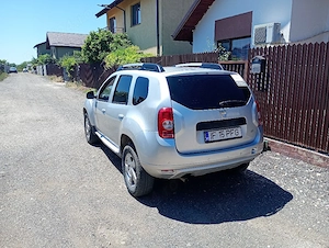 Dacia Duster 1.5 dci 110 cai - imagine 2