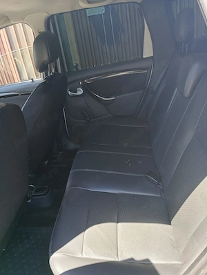 Dacia Duster 1.5 dci 110 cai - imagine 3
