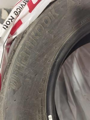 Set anvelope de vara Hankook Ventura Prime 4 - 215/65R17 99H - imagine 3