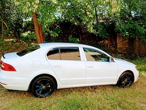 Vând Skoda Superb 2014