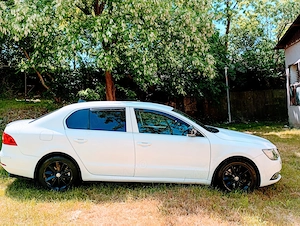 Vând Skoda Superb 2014 - imagine 10
