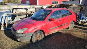 Dezmebrez Ford Focus I limuzina 1.4 benzina - imagine 5