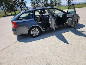 Skoda Octavia  - imagine 5