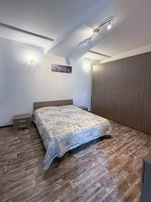 Casă Apartament spațios 120mp cu curte și parcare   zona centrală Arad - imagine 3
