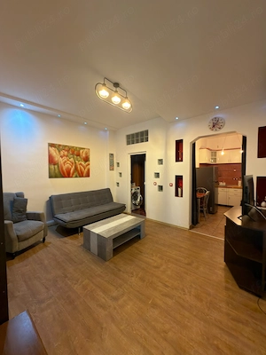 Casă Apartament spațios 120mp cu curte și parcare   zona centrală Arad - imagine 4