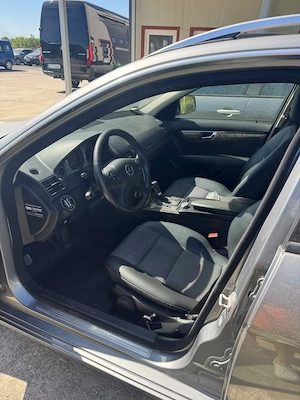 Mercedes Benz C -klass T-modell - imagine 5