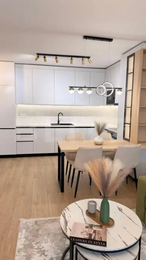Apartament lux, 2 camere, garaj, zona Eroilor - imagine 4