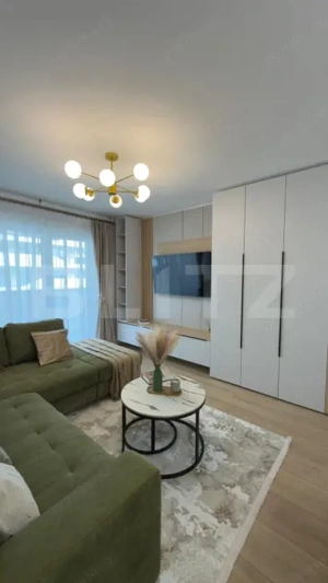 Apartament lux, 2 camere, garaj, zona Eroilor - imagine 2