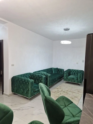 Apartament cu 2 camere CURTE zona Braytim la doar cateva minute de Vila Contra