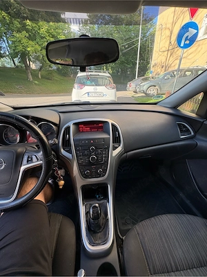 Opel astra J 1.4 benzina  2010 161000