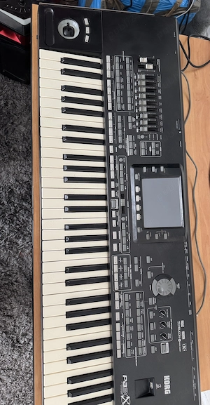 Vând Korg PA3X în stare perfecta, orga are sunet puternic si clar stiluri variate și functii profesi