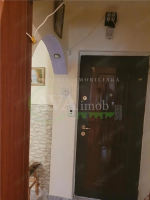 Apartament 3 camere nedecomandate, zona Cora - imagine 5