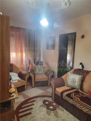 Apartament 3 camere nedecomandate, zona Cora - imagine 3