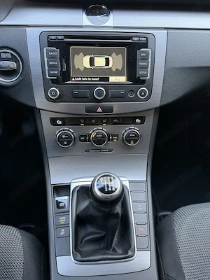 Volkswagen Passat 1.6 TDI - imagine 12