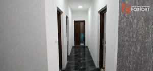 Casa individuala cu 6 camere Parter + 1 Etaj in Comlosu Mare - imagine 10