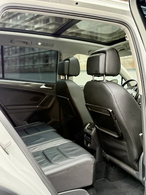 Volkswagen Tiguan 2.0 TDI DSG - imagine 8