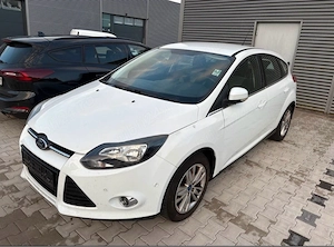 Ford Focus Mk3-1.6 benzina clasic**2013**IMPECABILA