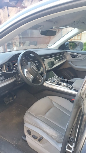 vand audi Q8 - imagine 4