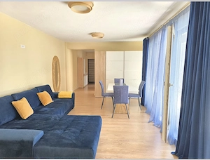 Inchiriez apartament cu 2 camere, 2 bai, o terasa generoasa si 1 loc de parcare inclus - imagine 3