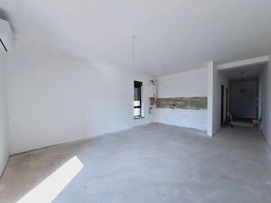 Braytim. Etaj intermediar. Clima. Rulouri electrice. Termostate de ambient. - imagine 3