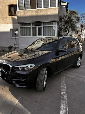 Vând BMW X3 XDrive (4x4)  Plug-In-Hybrid benzina+electric