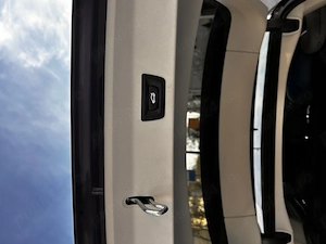 Vând BMW X3 XDrive (4x4)  Plug-In-Hybrid benzina+electric - imagine 6