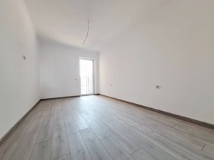 Duplex in stil mediteranian, pe parter, cu o curte generoasa ! - imagine 11