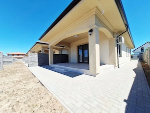 Duplex in stil mediteranian, pe parter, cu o curte generoasa ! - imagine 15