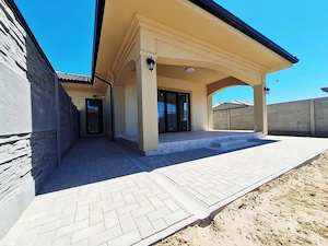 Duplex in stil mediteranian, pe parter, cu o curte generoasa ! - imagine 16