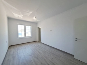 Duplex in stil mediteranian, pe parter, cu o curte generoasa ! - imagine 7