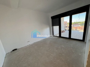 De vanzare penthouse cu 3 camere | 2 bai  |Terasă 30 mp| Giroc - imagine 8