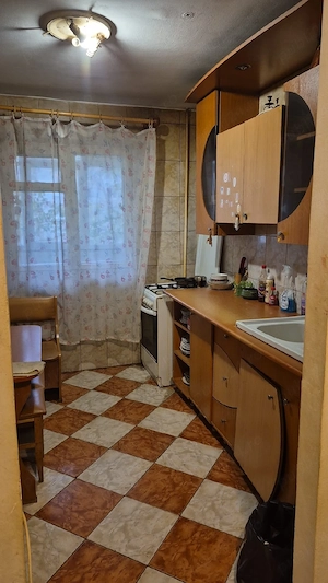 Direct proprietar   3 camere, 69 mp, 2 băi, balcon, bloc reabilitat, accept credit - imagine 4