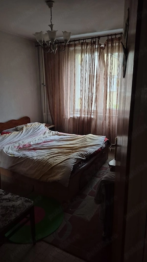 Direct proprietar   3 camere, 69 mp, 2 băi, balcon, bloc reabilitat, accept credit - imagine 3