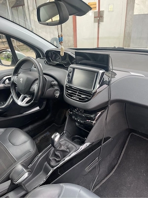 Peugeot 2008 1.6 diesel  - imagine 5