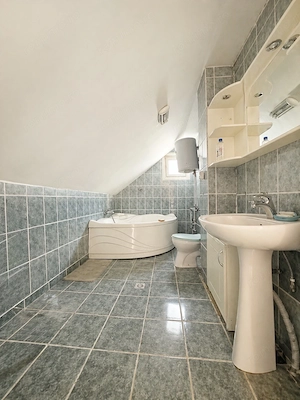 De Vânzare   casă de locuit   spațiu comercial - IMOBIHOR - imagine 4