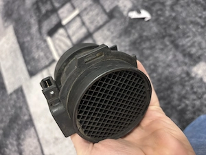 Debitmetru OEM Original Siemens Vdo BMW 2.0 / 2.2 / 2.5 / 2.8 M52 M52Tu - imagine 2